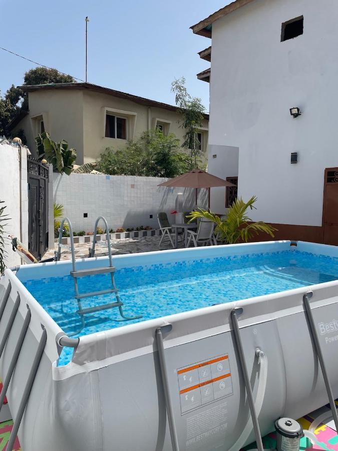 The Compound Bed & Breakfast Bijilo Bagian luar foto