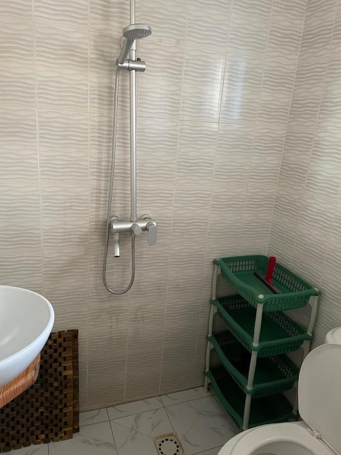 The Compound Bed & Breakfast Bijilo Bagian luar foto