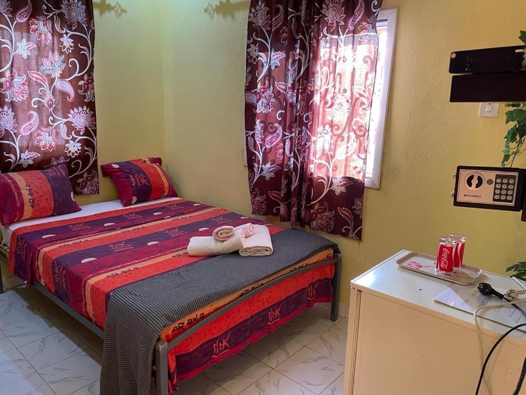 The Compound Bed & Breakfast Bijilo Bagian luar foto